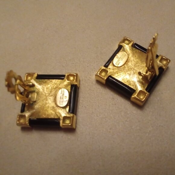 Givenchy Vintage Clip-on Earrings - Picture 5 of 10